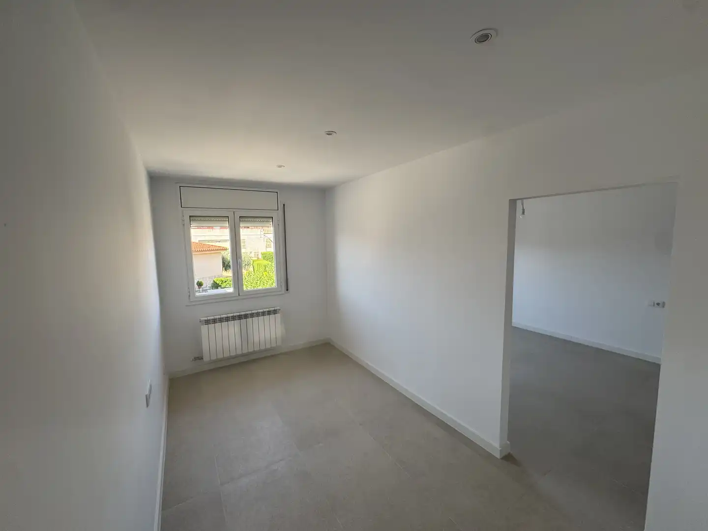 Casa adosada en venta en Carrer Doctor Fleming, 10, Vilanova de Segrià Habitación de Casa adosada en venta en Vilanova de Segrià con Aire acondicionado, Calefacción y Jardín privado