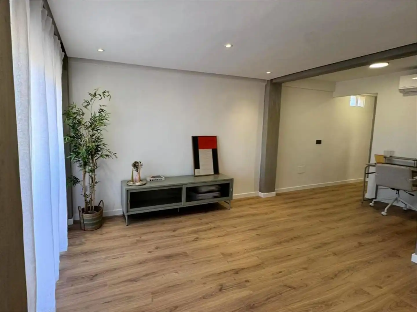 Flat for sale in  Almería Capital  with Air Conditioner and Terrace
