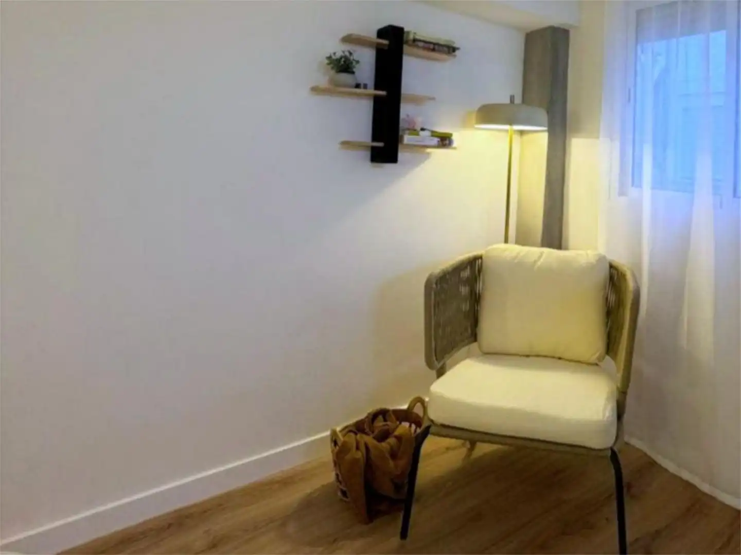 Living room of Flat for sale in  Almería Capital  with Air Conditioner and Terrace