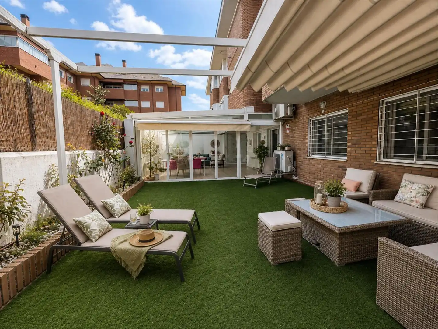 Piso en venta en Avenida de la Oliva, 8, Golf - El Carralero Terraza de Piso en venta en Majadahonda con Aire acondicionado, Calefacción y Jardín privado
