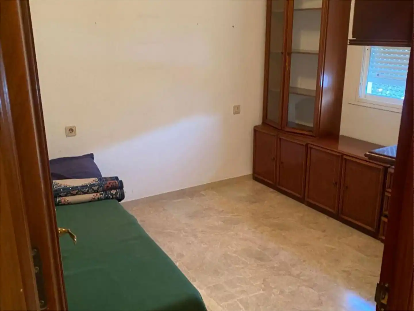 Habitación de Casa adosada en venta en Castilleja de Guzmán con Aire acondicionado, Jardín privado y Terraza
