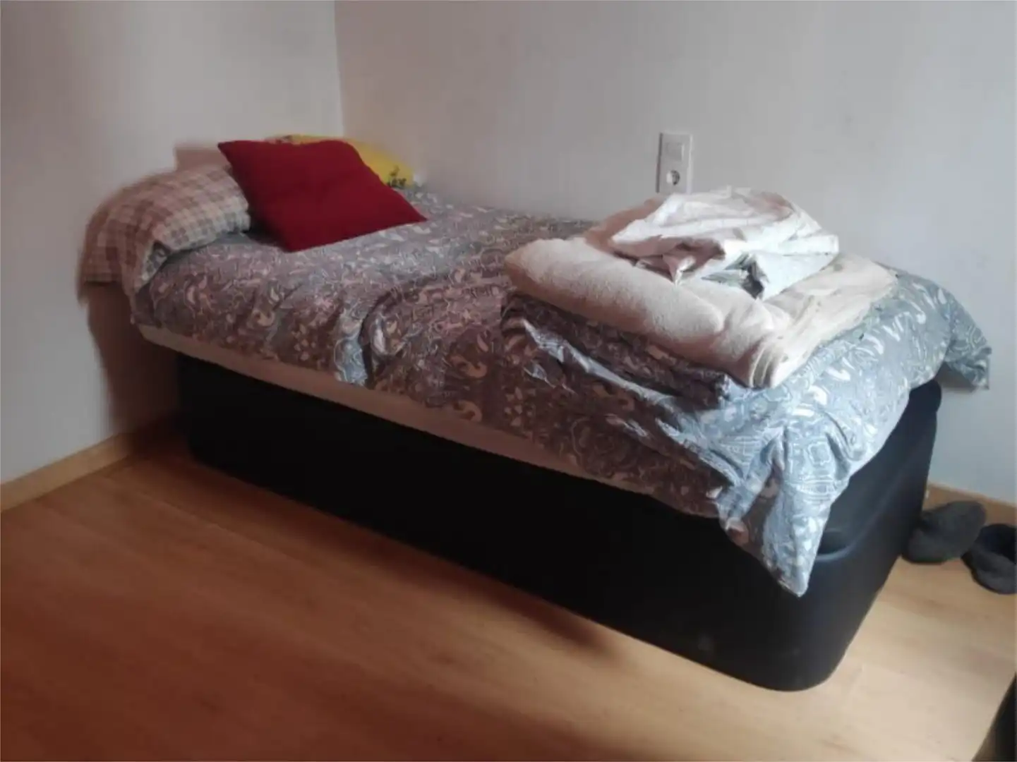 Schlafzimmer von Wohnung zur Miete in Massamagrell mit Möbliert und Balkon