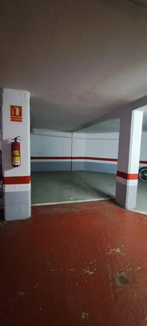 Aparcament de Garatge de lloguer en Esplugues de Llobregat
