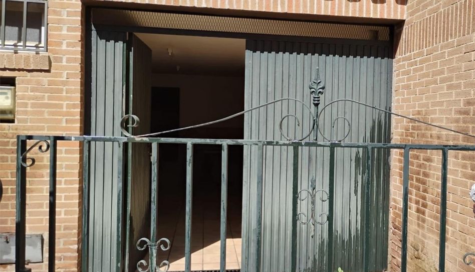 Detached homes for sale in Calle José Moreno Nieto, 5, Los Pinos - El Pilar, Plasencia - image 1 Photo 1 of Detached homes for sale in Calle José Moreno Nieto, 5, Los Pinos - El Pilar, Plasencia