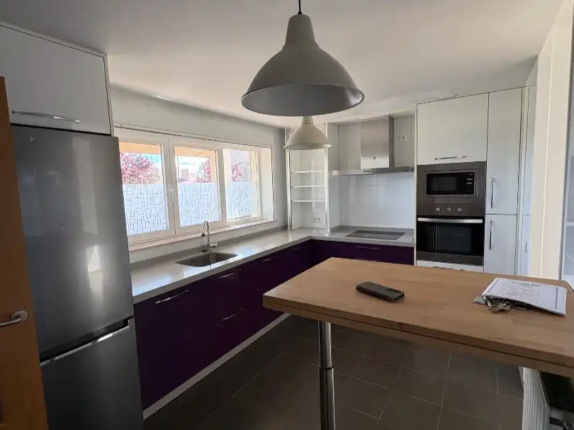Flat for rent in Roxos, 1, Parroquias de Santiago Kitchen of Flat for rent in Santiago de Compostela with Heating, Private garden and Parquet flooring