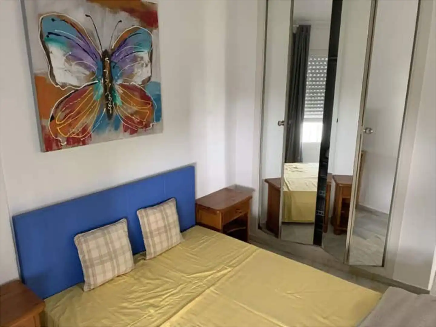 Habitación de Apartamento de alquiler en Marbella con Jardín privado y Amueblado