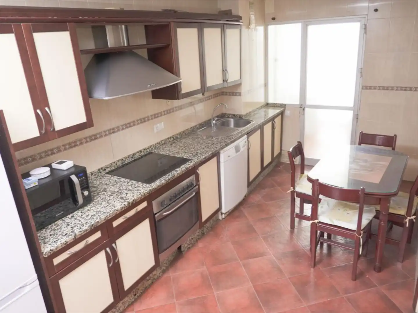 Cocina de Piso en venta en Málaga con Calefacción, Terraza y Balcón