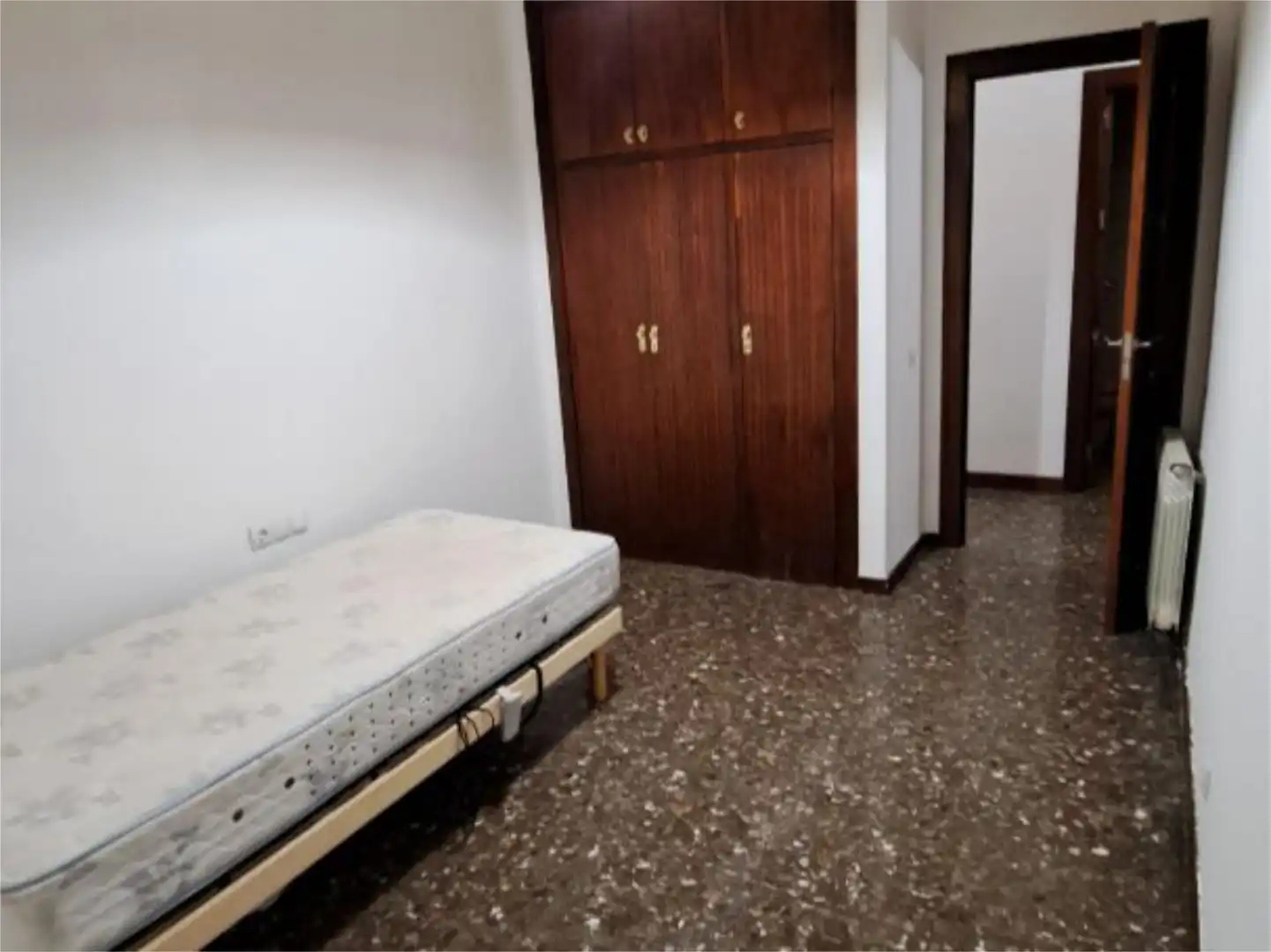 Habitación de Piso en venta en Málaga con Calefacción, Terraza y Balcón