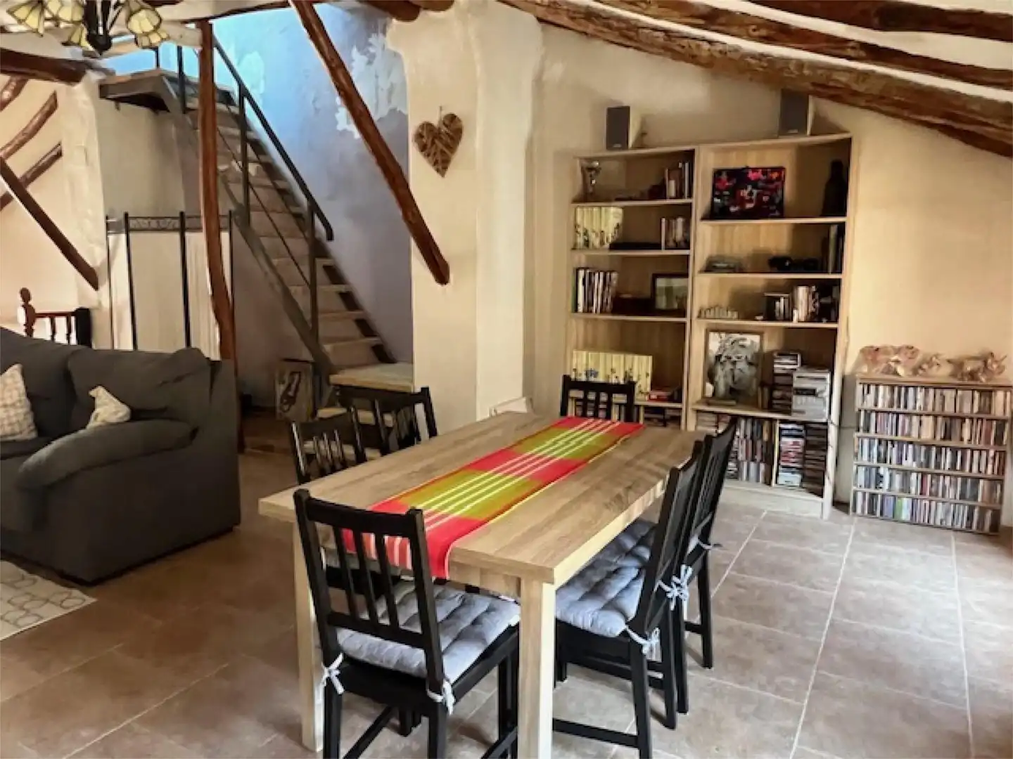Comedor de Casa adosada en venta en Zarra con Aire acondicionado, Terraza y Balcón