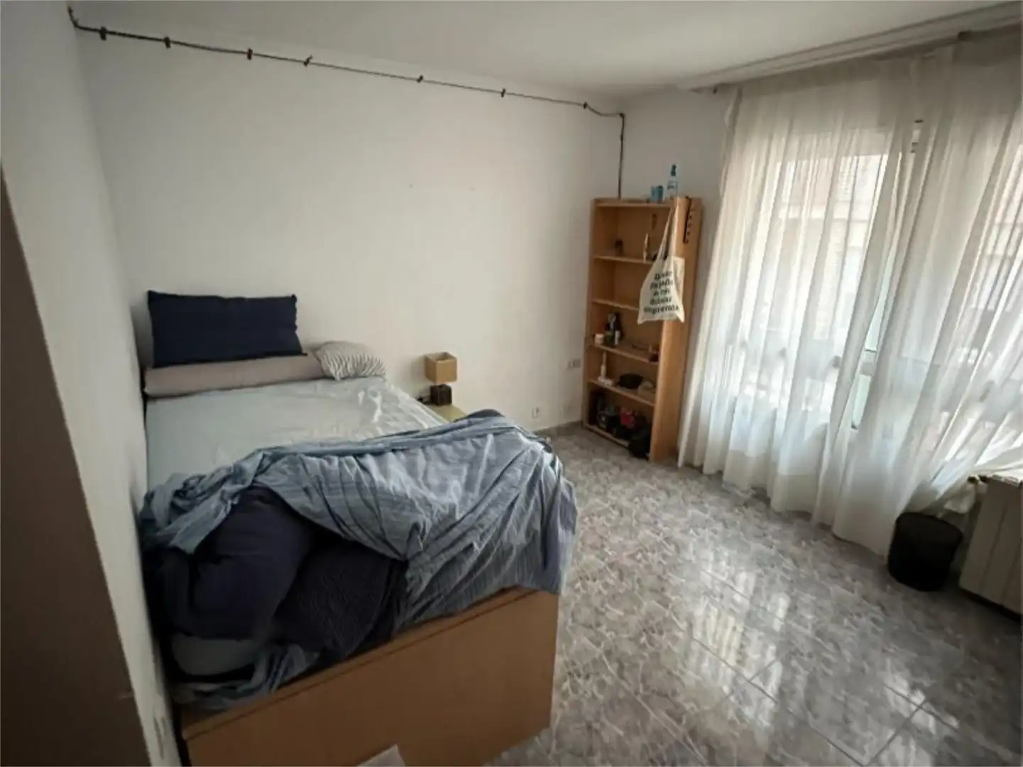 Bedroom of Flat for share in Tarragona  with Heating, Terrace and Furnished