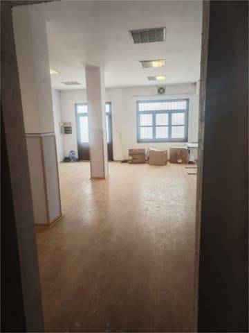 Local comercial en Alquiler en Centro