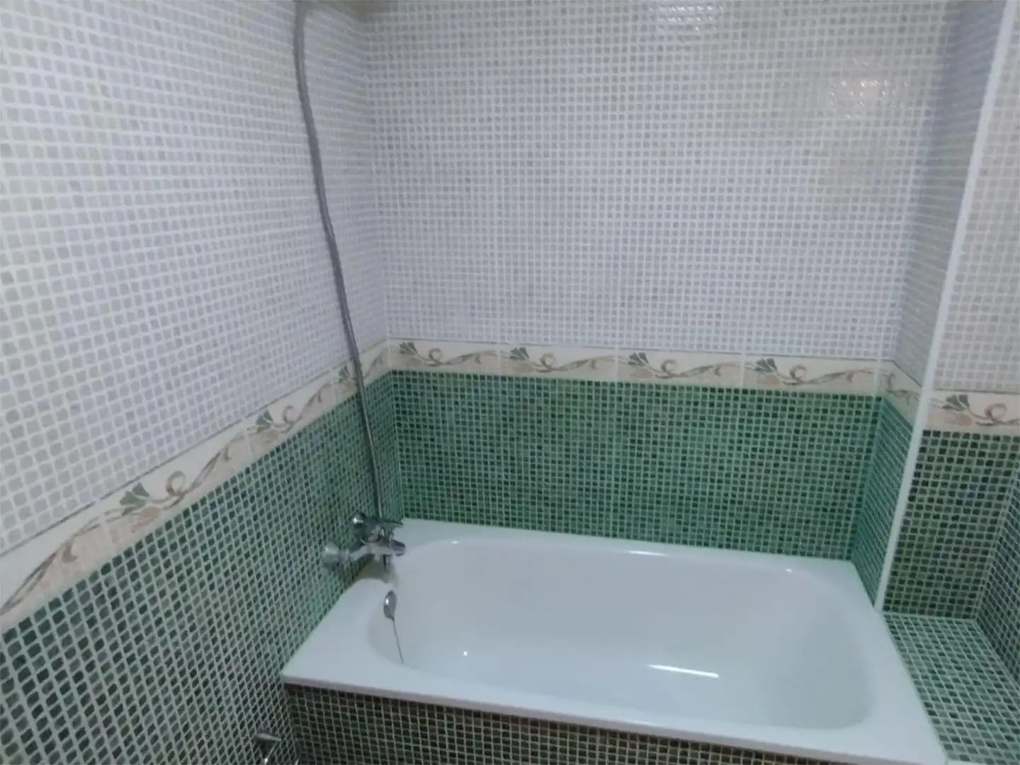 Piso de alquiler en Carrer de Vall-Honesta, 11, Sant Vicenç de Castellet Baño de Piso de alquiler en Sant Vicenç de Castellet con Calefacción, Amueblado y Parking comunitario