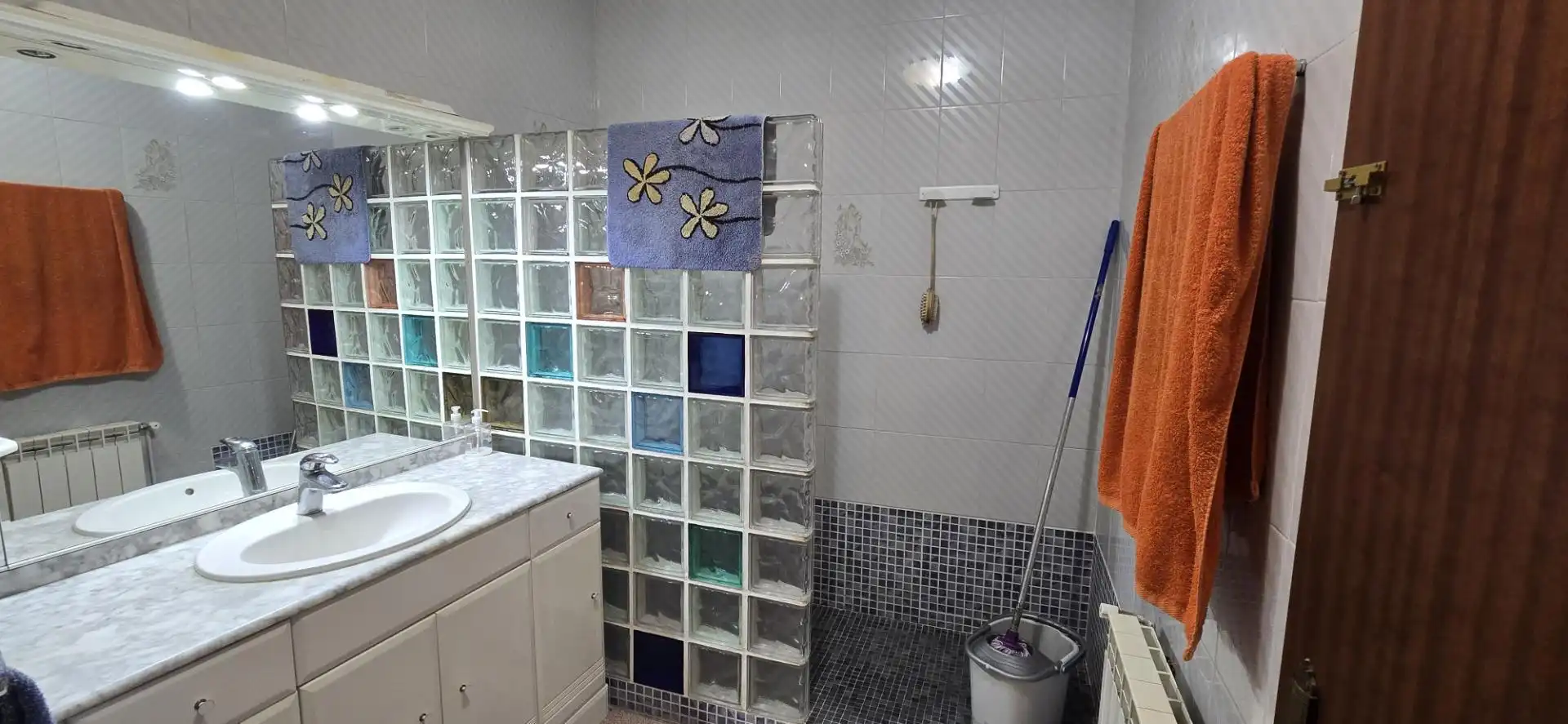 Pis en venda a Carrer de Lluc, 15, Poble Nou Bany de Pis en venda en Sabadell amb Aire condicionat, Moblat i Forn
