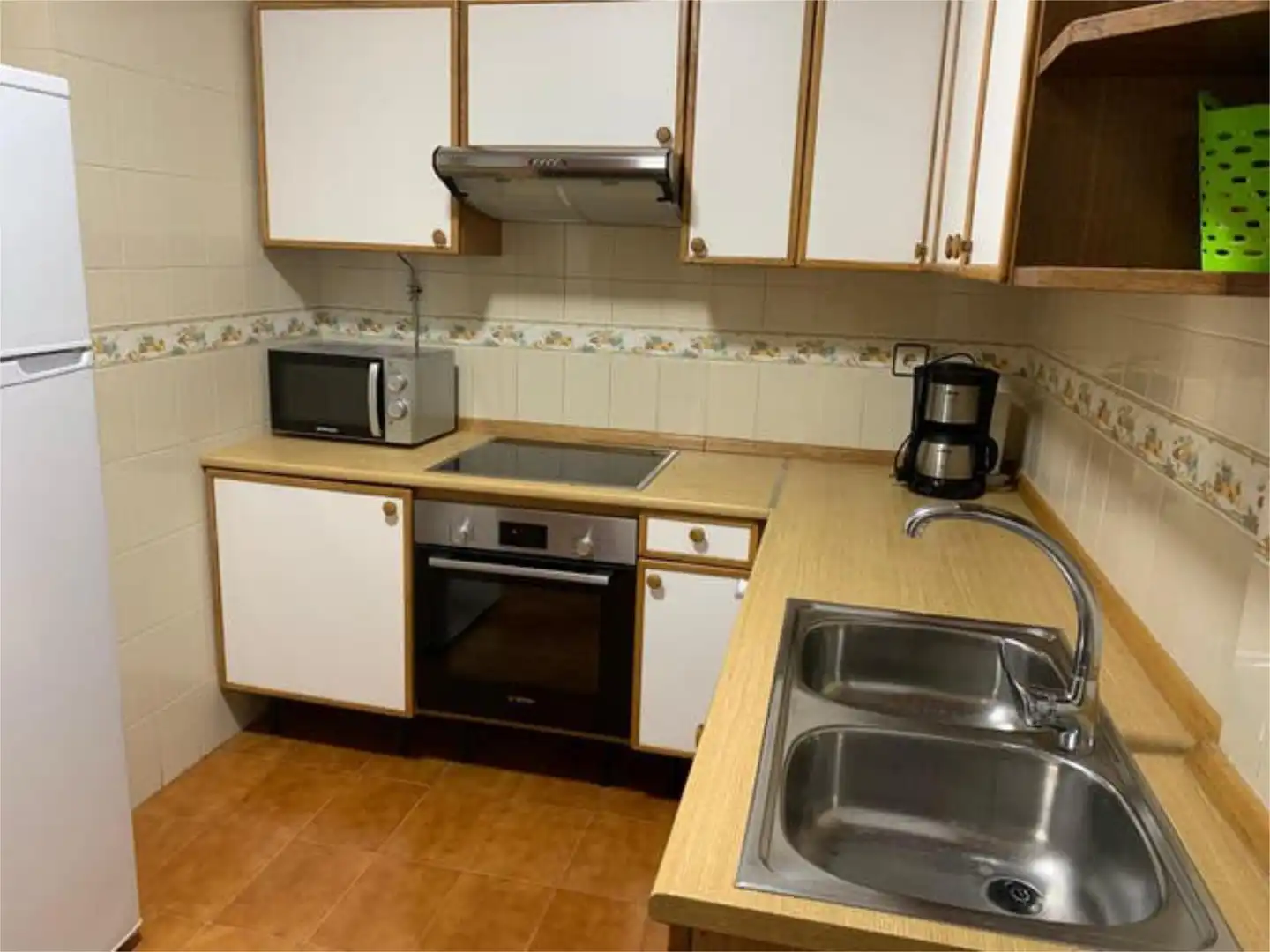 Apartamento de alquiler en Sanxenxo pueblo Cocina de Apartamento de alquiler en Sanxenxo con Terraza, Amueblado y Se aceptan mascotas