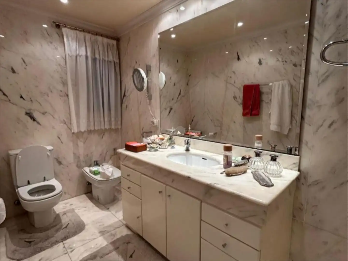 Flat for sale in Carrer de Félix Pizcueta, 18, El Pla del Remei Bathroom of Flat for sale in Valencia Capital with Air Conditioner, Terrace and Balcony