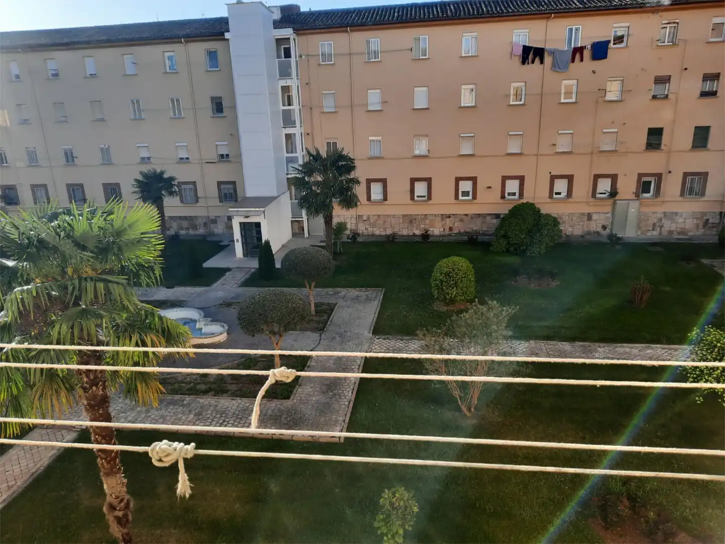 Piso en venta en Calle Poeta Alfonso de Peñalosa, 22, Los Bloques Vista exterior de Piso en venta en Zamora Capital con Amueblado, Lavadora y Microondas