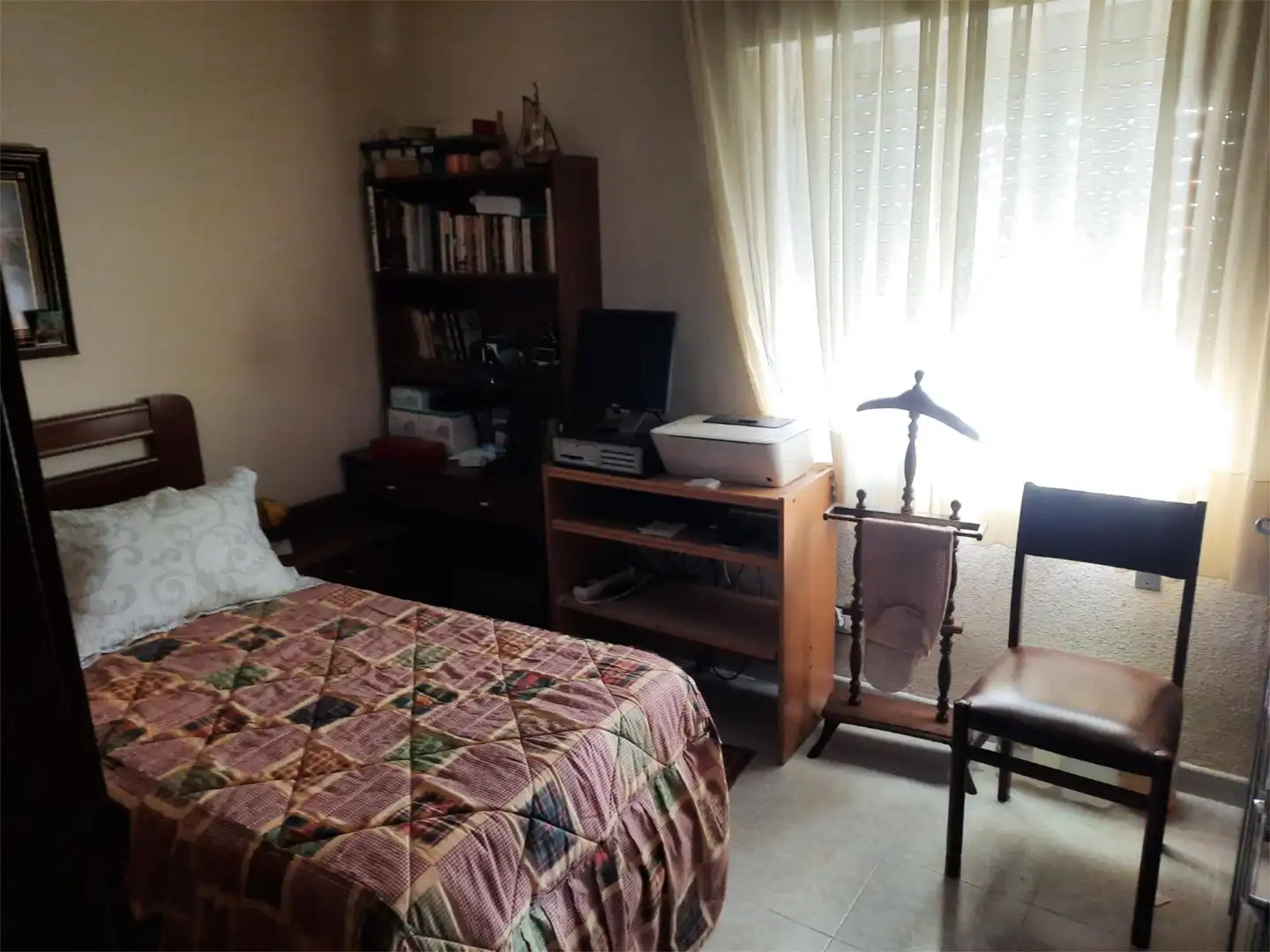 Piso en venta en Calle Poeta Alfonso de Peñalosa, 22, Los Bloques Habitación de Piso en venta en Zamora Capital con Amueblado, Lavadora y Microondas