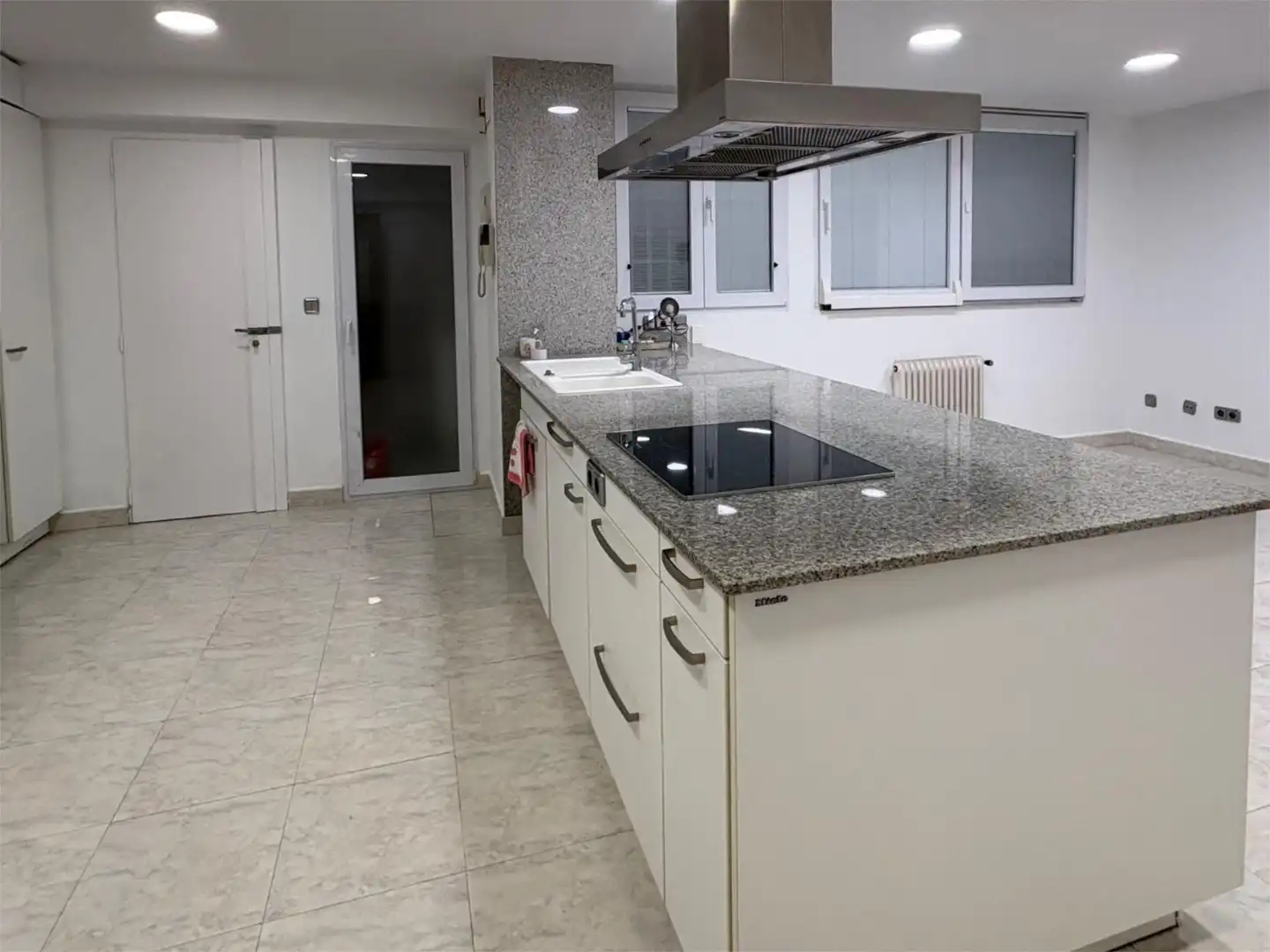 Piso en venta en Carrer de Misser Mascó, 29, Exposició Cocina de Piso en venta en Valencia Capital con Terraza y Balcón