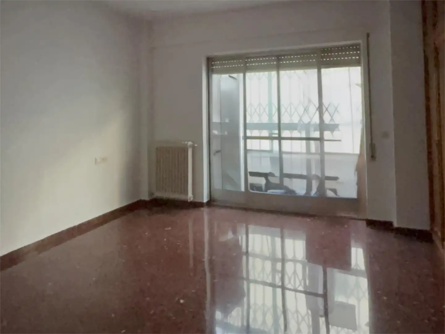 Piso en venta en Carrer de Misser Mascó, 29, Exposició Sala de estar de Piso en venta en Valencia Capital con Terraza y Balcón
