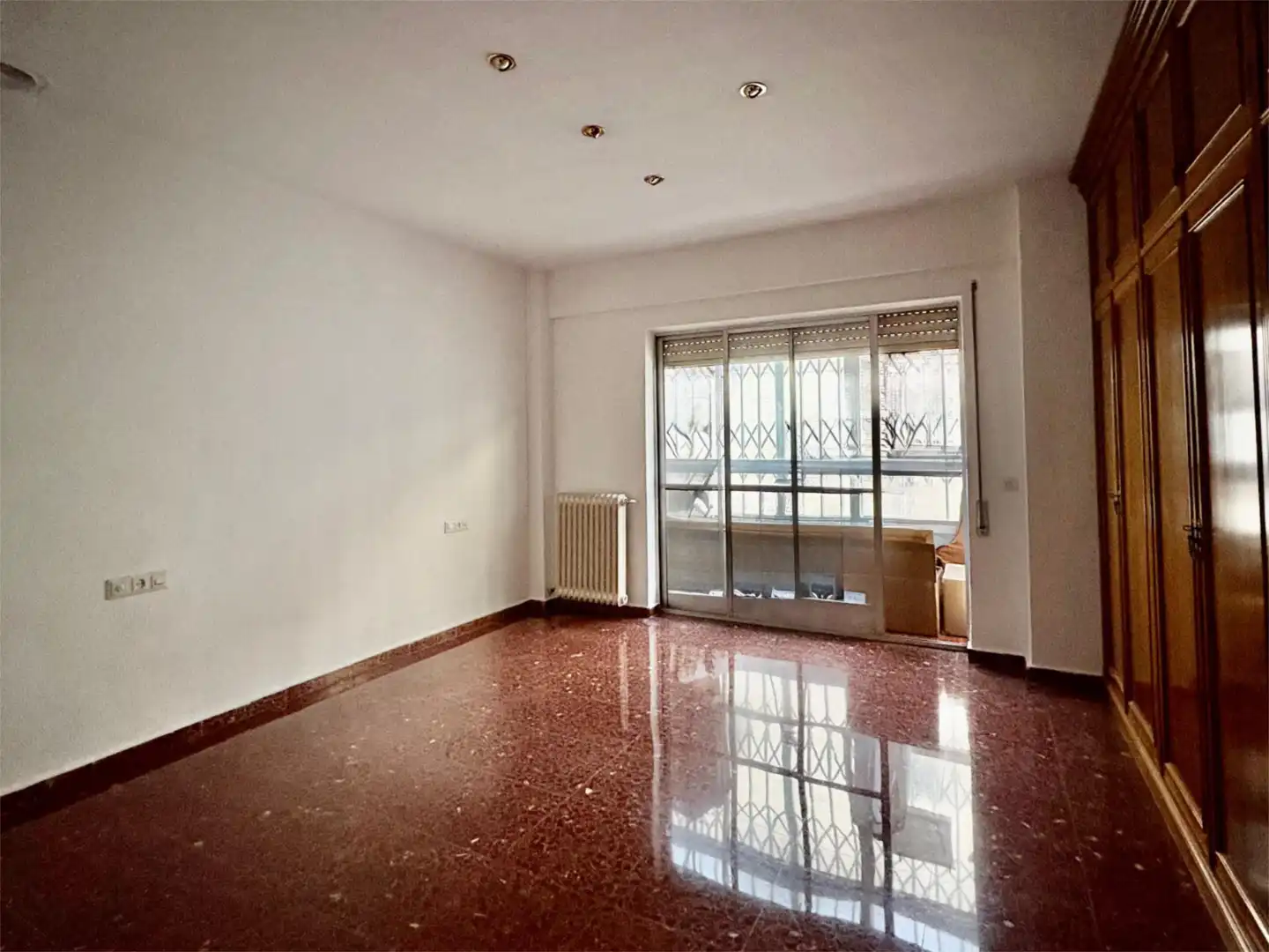 Piso en venta en Carrer de Misser Mascó, 29, Exposició Habitación de Piso en venta en Valencia Capital con Terraza y Balcón