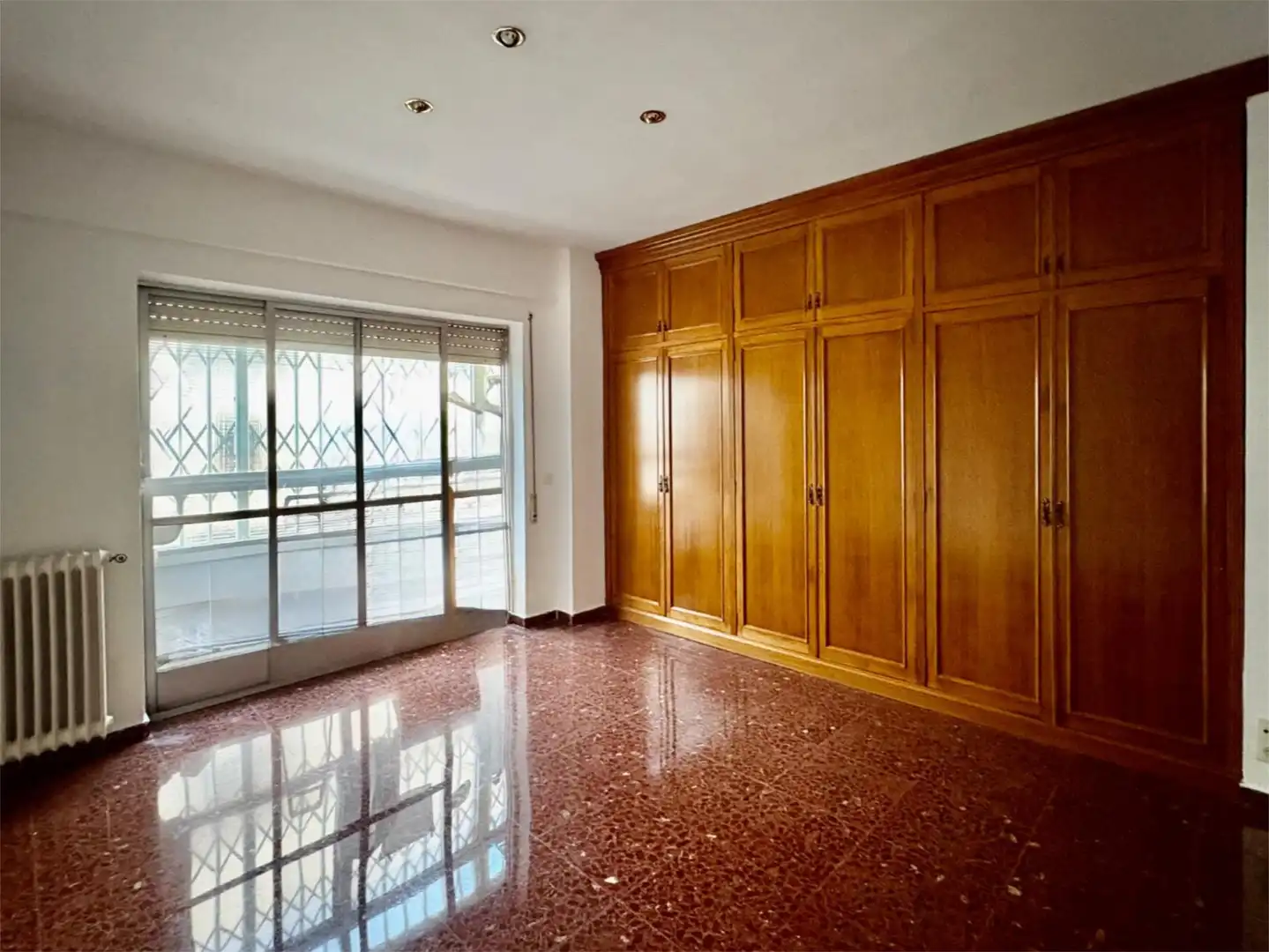 Piso en venta en Carrer de Misser Mascó, 29, Exposició Piso en venta en Valencia Capital con Terraza y Balcón