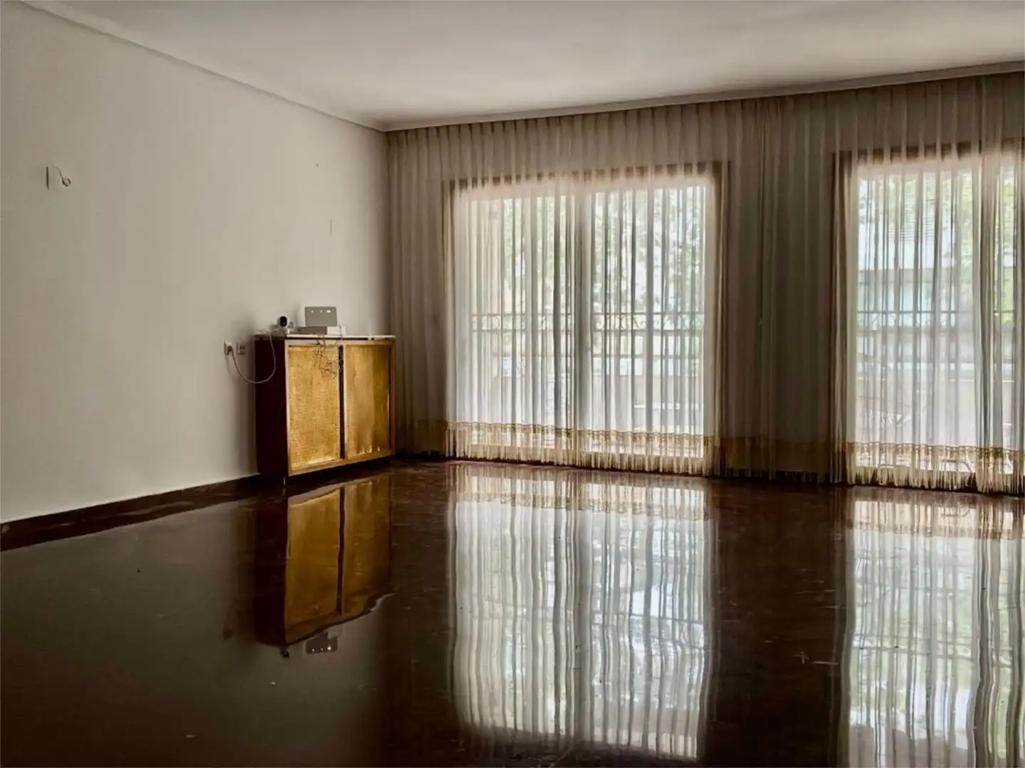Piso en venta en Carrer de Misser Mascó, 29, Exposició Sala de estar de Piso en venta en Valencia Capital con Terraza y Balcón
