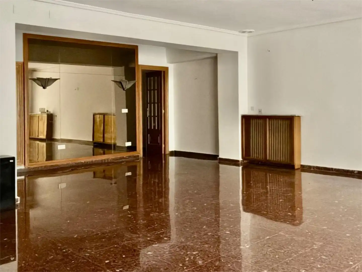 Piso en venta en Carrer de Misser Mascó, 29, Exposició Piso en venta en Valencia Capital con Terraza y Balcón