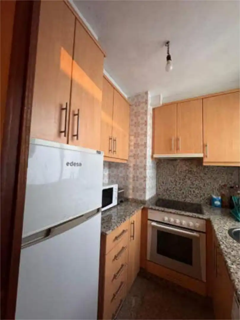 Cocina de Apartamento de alquiler en Santiago de Compostela  con Calefacción y Amueblado