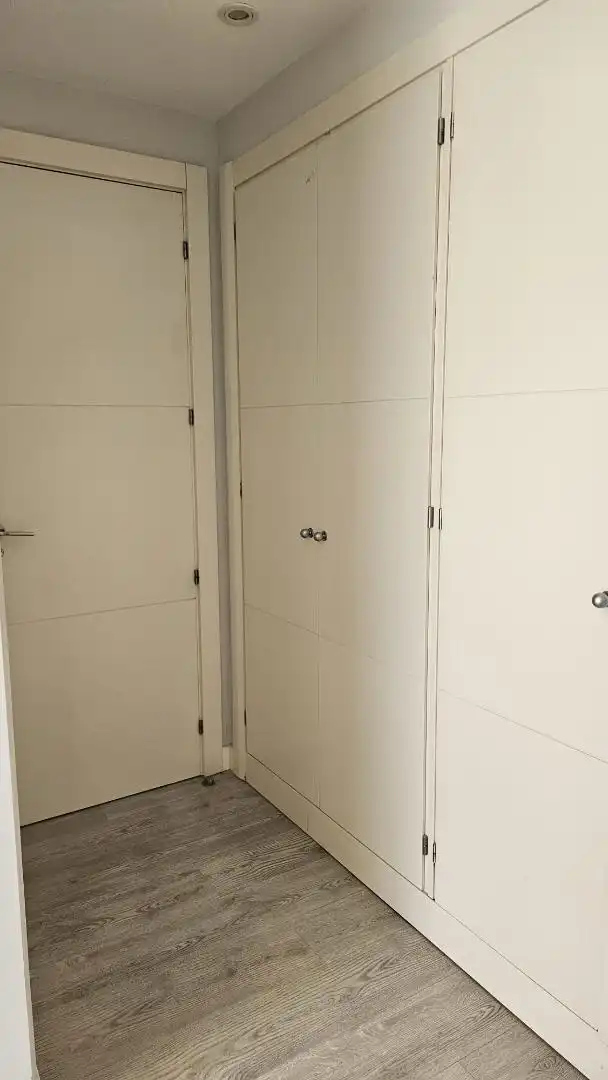 Piso en venta en Avenida Rey Juan Carlos I, 23, Zona Monte El Pilar Baño de Piso en venta en Majadahonda con Aire acondicionado, Calefacción y Jardín privado