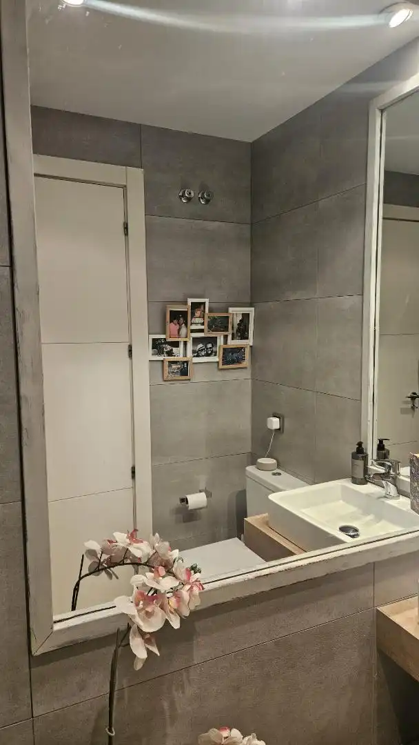 Piso en venta en Avenida Rey Juan Carlos I, 23, Zona Monte El Pilar Baño de Piso en venta en Majadahonda con Aire acondicionado, Calefacción y Jardín privado