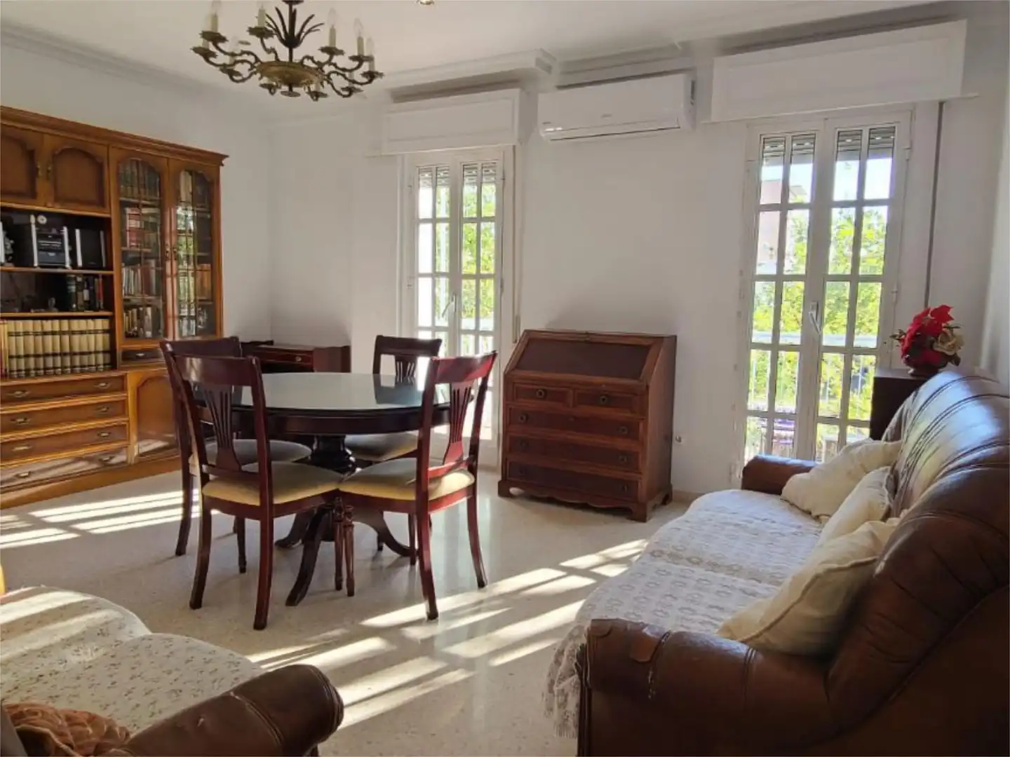 Flat for sale in Calle Antonio García Corona, 1, Triana Oeste Dining room of Flat for sale in Sevilla Capital with Air Conditioner, Terrace and Balcony