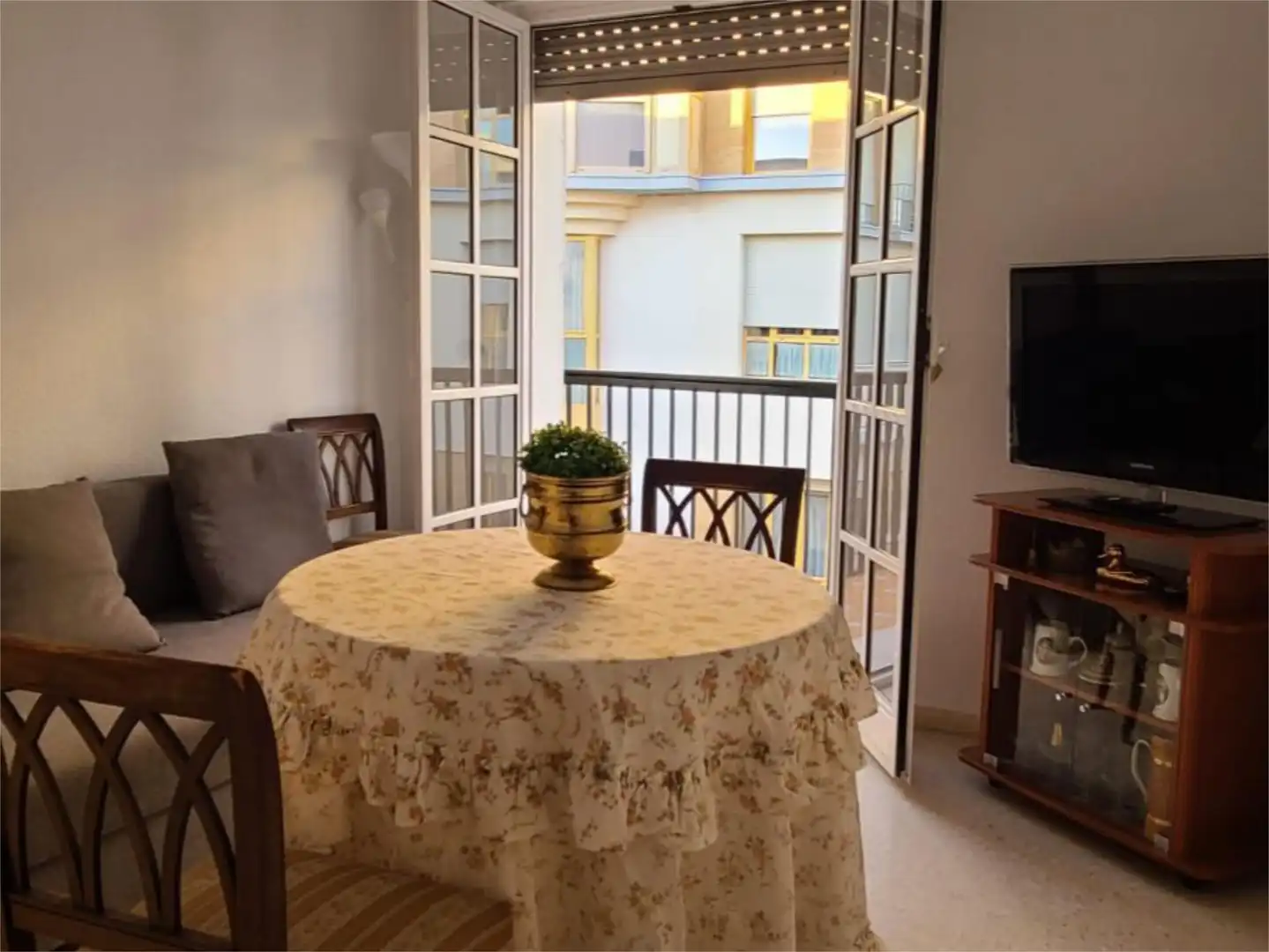 Flat for sale in Calle Antonio García Corona, 1, Triana Oeste Dining room of Flat for sale in Sevilla Capital with Air Conditioner, Terrace and Balcony