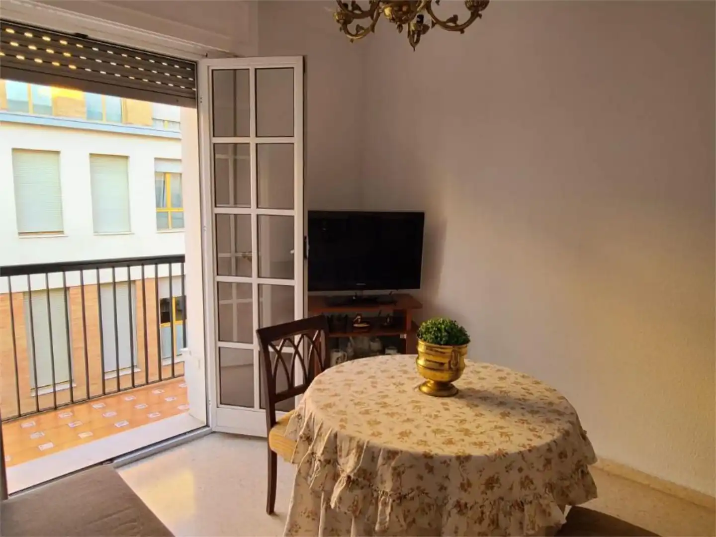 Flat for sale in Calle Antonio García Corona, 1, Triana Oeste Living room of Flat for sale in Sevilla Capital with Air Conditioner, Terrace and Balcony