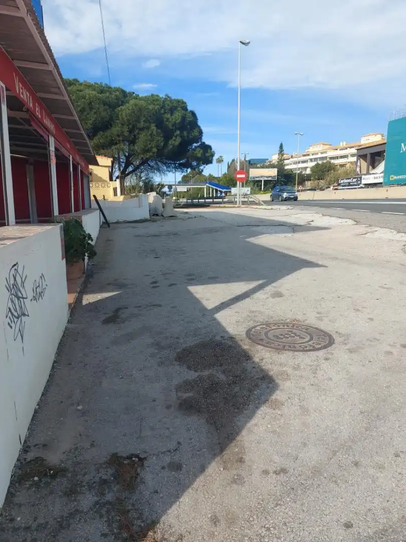Local de alquiler en Calle Jara, 1, Cabopino - Artola Parking de Local de alquiler en Marbella