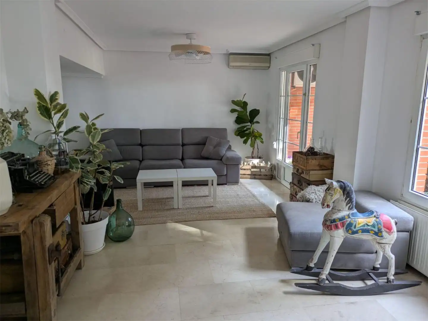 Houses for rent in Calle Salamanca, 30, Parquelagos - Puente Nuevo Living room of Houses for rent in Galapagar with Air Conditioner, Heating and Private garden