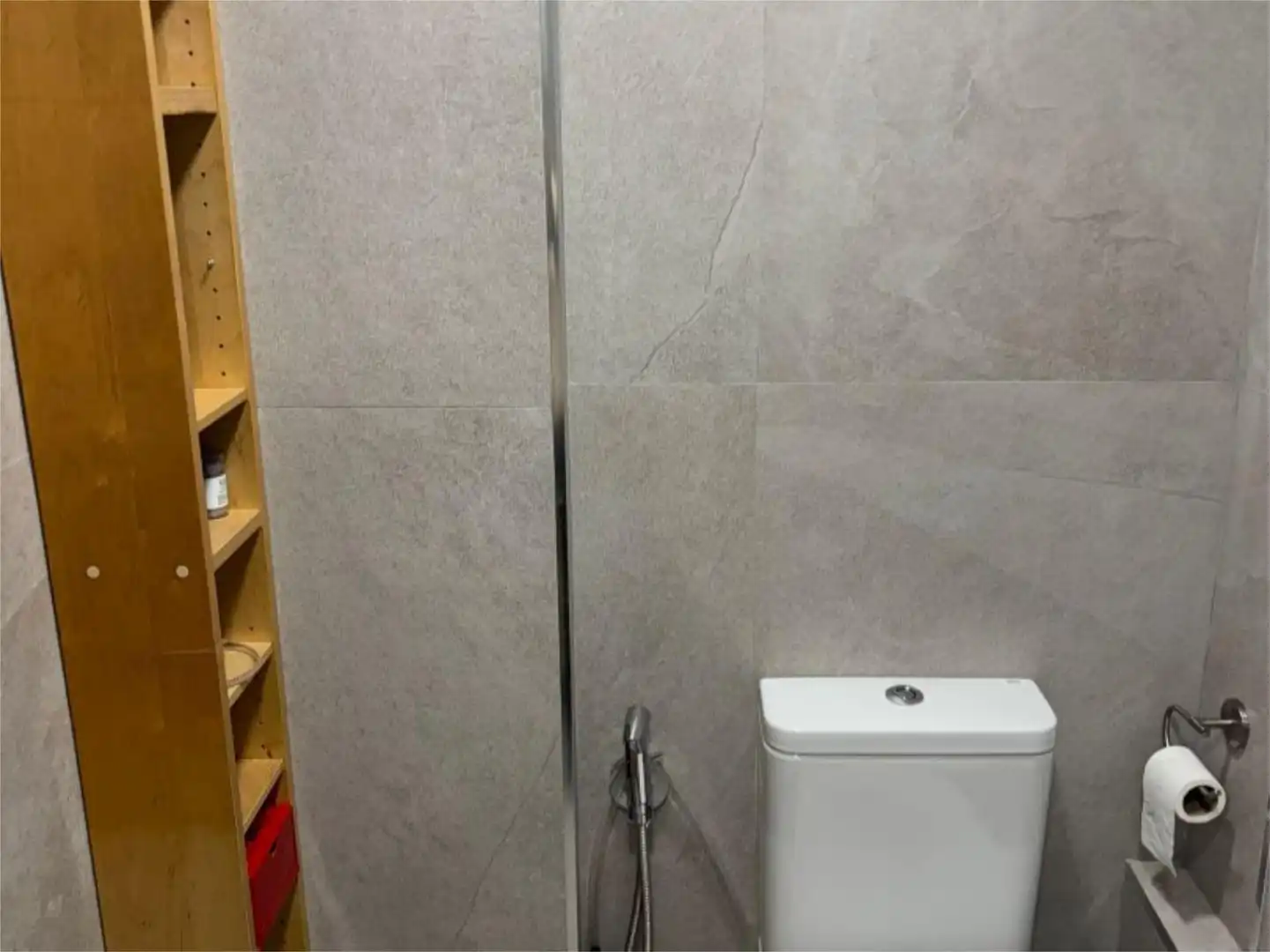 Piso en venta en Calle del Jazmín, 21, Costillares Baño de Piso en venta en Madrid Capital con Aire acondicionado y Piscina