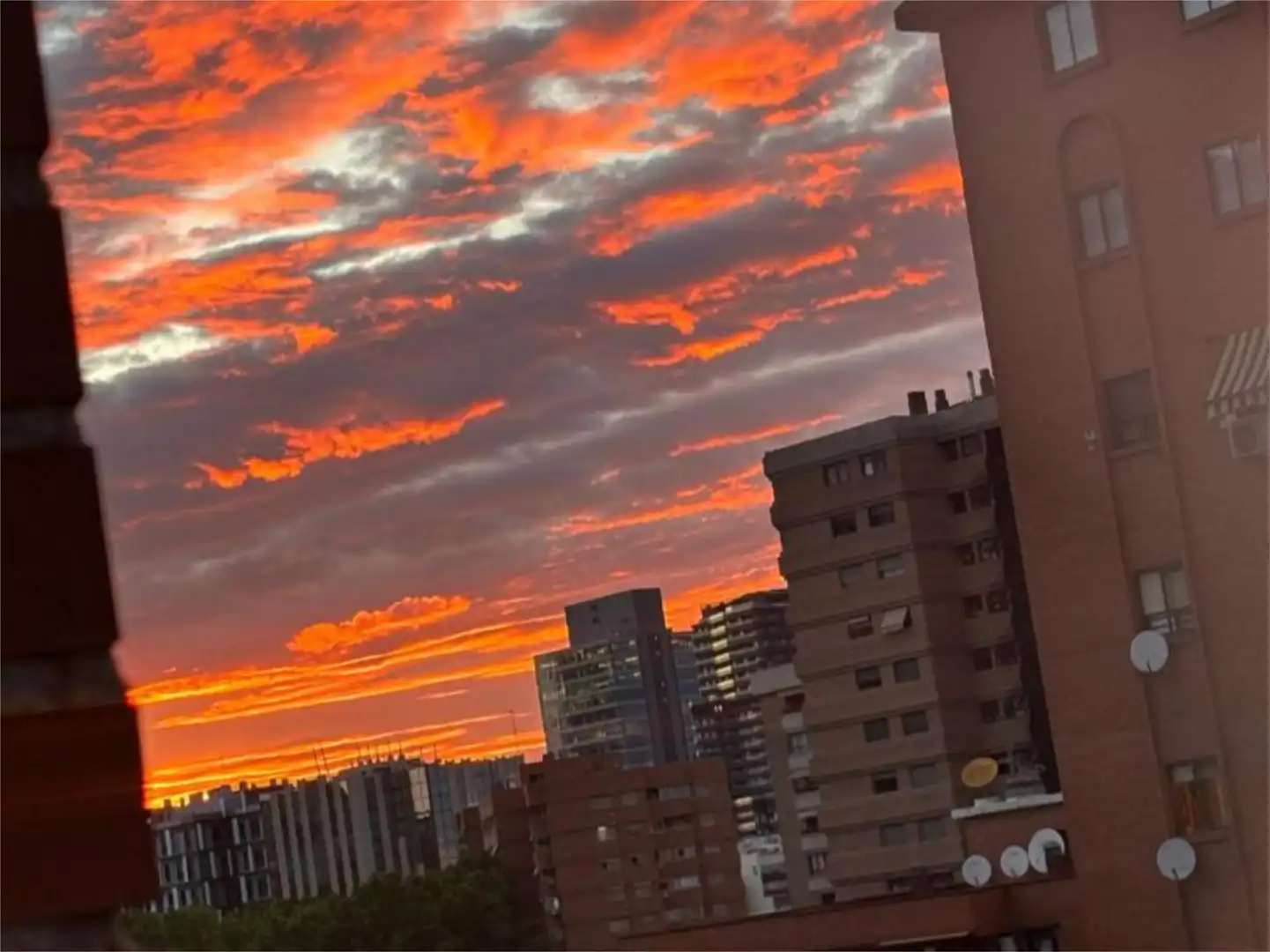 Piso en venta en Calle del Jazmín, 21, Costillares Vista exterior de Piso en venta en Madrid Capital con Aire acondicionado y Piscina