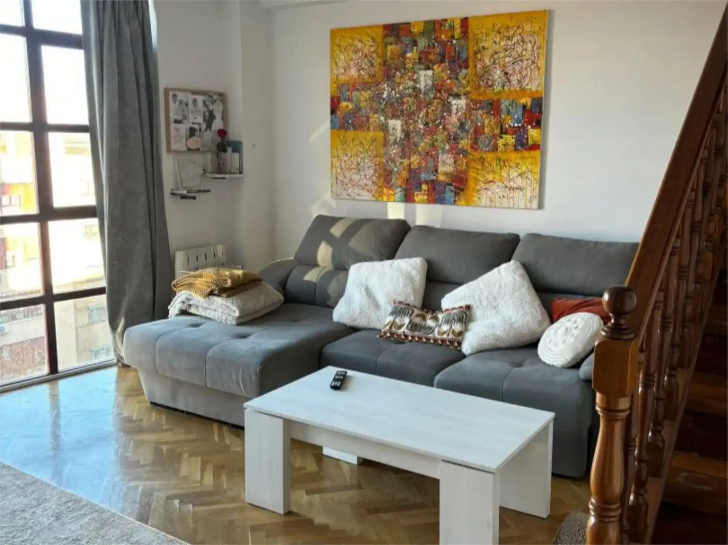 Piso en venta en Calle del Jazmín, 21, Costillares Sala de estar de Piso en venta en Madrid Capital con Aire acondicionado y Piscina
