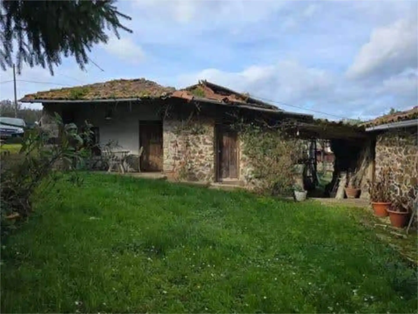 Vista exterior de Casa o xalet en venda en Oviedo 