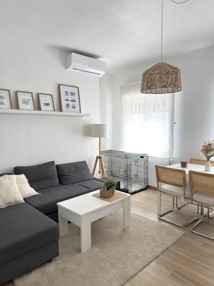 Piso en venta en Calle Doctor Jiménez Díaz, 1, Ciudad Jardín Sala de estar de Piso en venta en Cartagena con Aire acondicionado y Amueblado