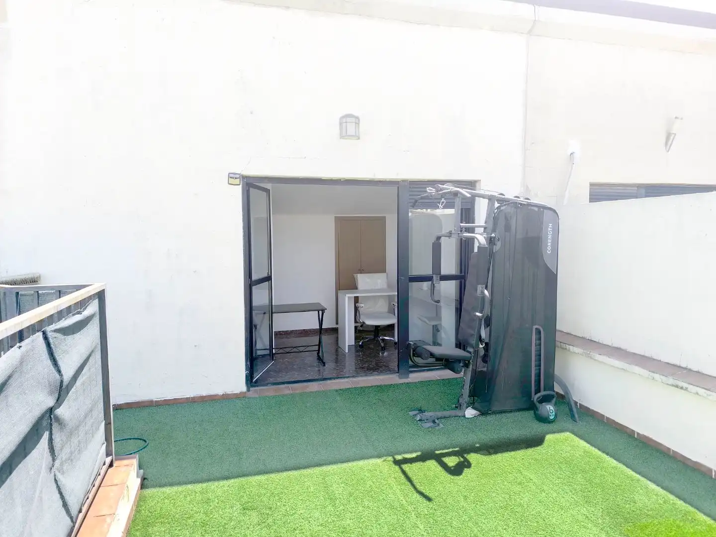 Wohnung zur Miete in Plaza Xúquer Wohnung zur Miete in Paiporta mit Klimaanlage und Terrasse