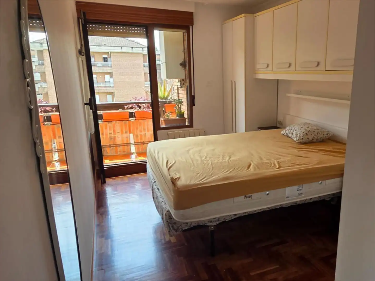 Piso en venta en Juan de Garaigorta Kalea, 9, Arrigorriaga Habitación de Piso en venta en Arrigorriaga con Calefacción y Balcón