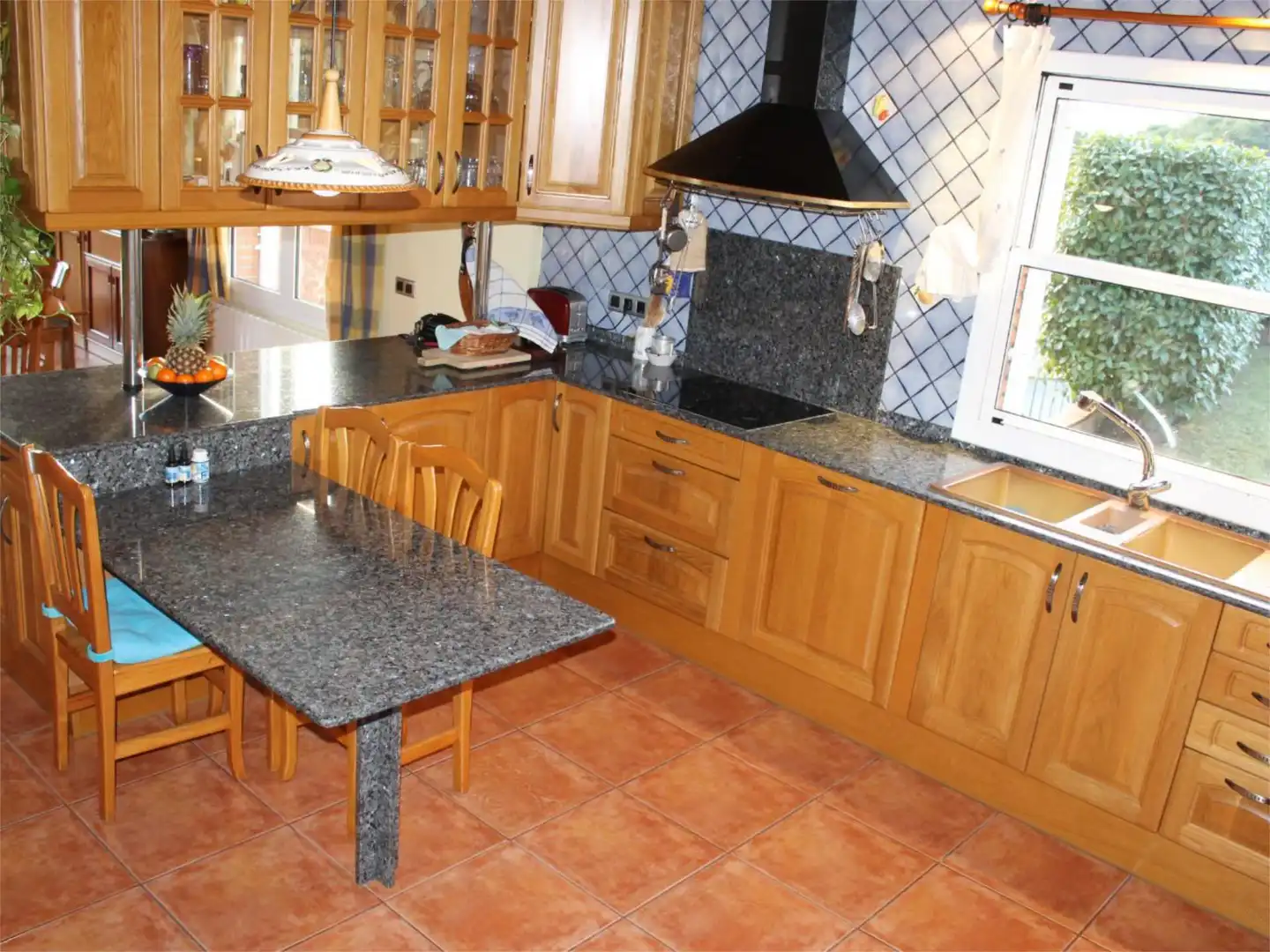 Habitación en Carrer Sant Llorenç, 34, Sant Fost de Campsentelles Cocina de Casa o chalet para compartir en Sant Fost de Campsentelles con Aire acondicionado, Calefacción y Parquet