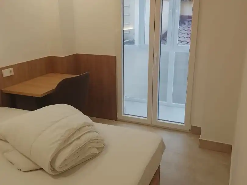 Room in Calle del Cardenal Cisneros, 57, Trafalgar Room in Calle del Cardenal Cisneros, 57, Trafalgar