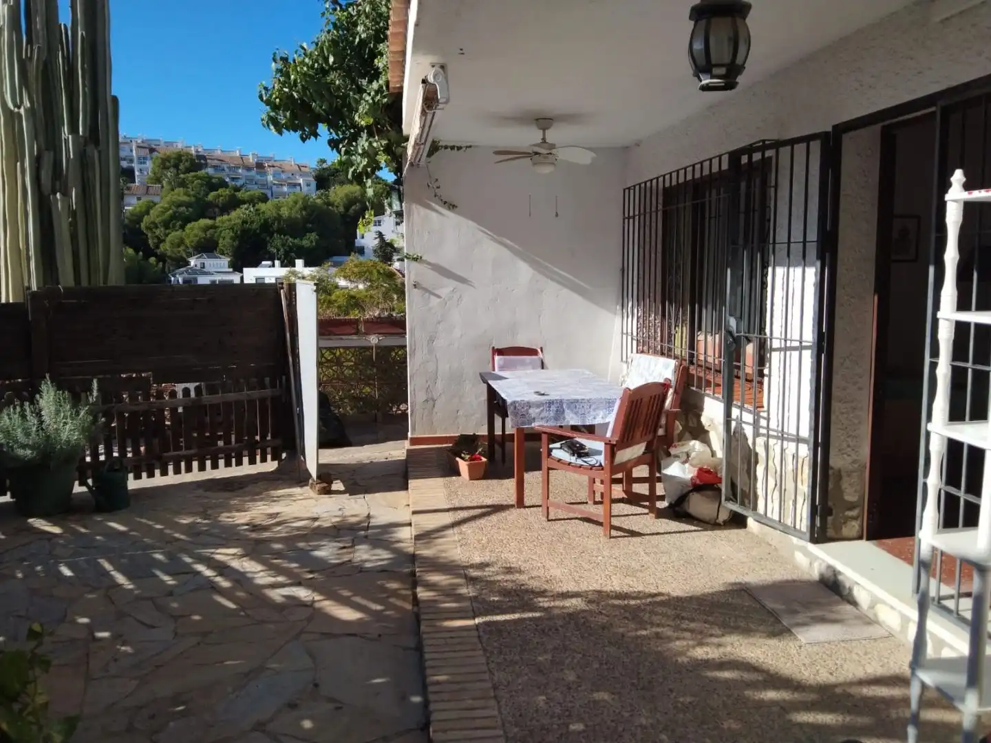Piso de alquiler en Calle Fernández Shaw, 42, Pedregalejo - Morlaco Vista exterior de Piso de alquiler en Málaga con Aire acondicionado, Calefacción y Jardín privado