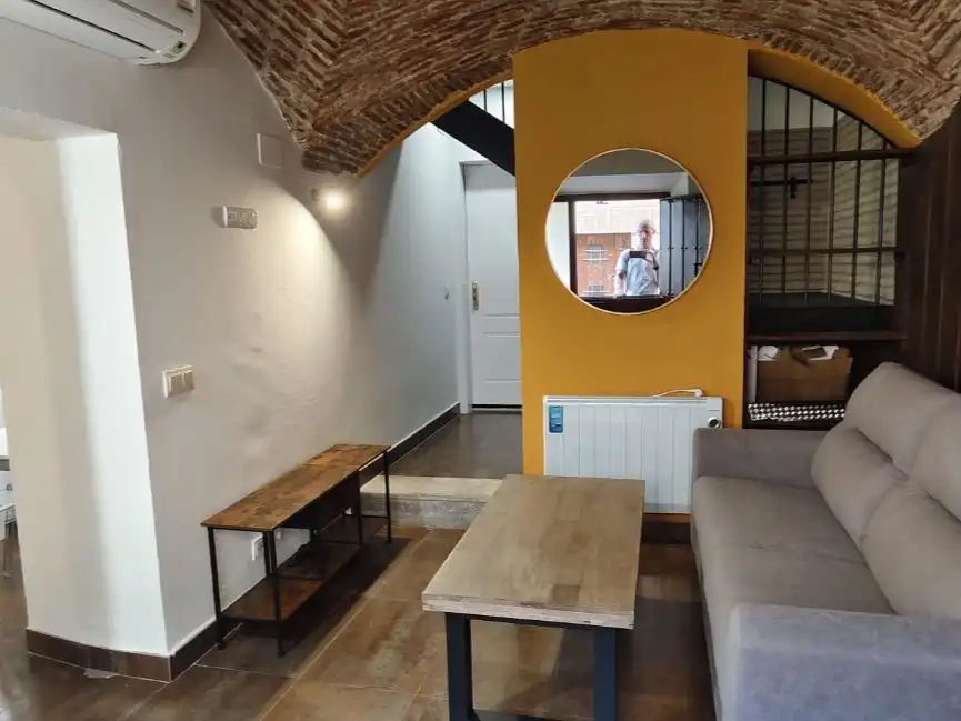 Wohnung zur Miete in Calle Caleros, 64, Casco Antiguo Wohnung zur Miete in Calle Caleros, 64, Casco Antiguo