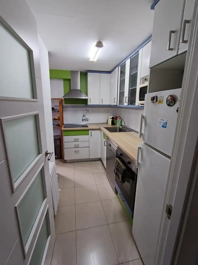 Piso en venta en Avenida de San Juan de la Peña, 181p, Salvador Allende Cocina de Piso en venta en Zaragoza Capital con Aire acondicionado, Terraza y Balcón