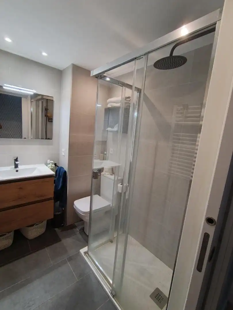 Piso en venta en Avenida de San Juan de la Peña, 181p, Salvador Allende Baño de Piso en venta en Zaragoza Capital con Aire acondicionado, Terraza y Balcón