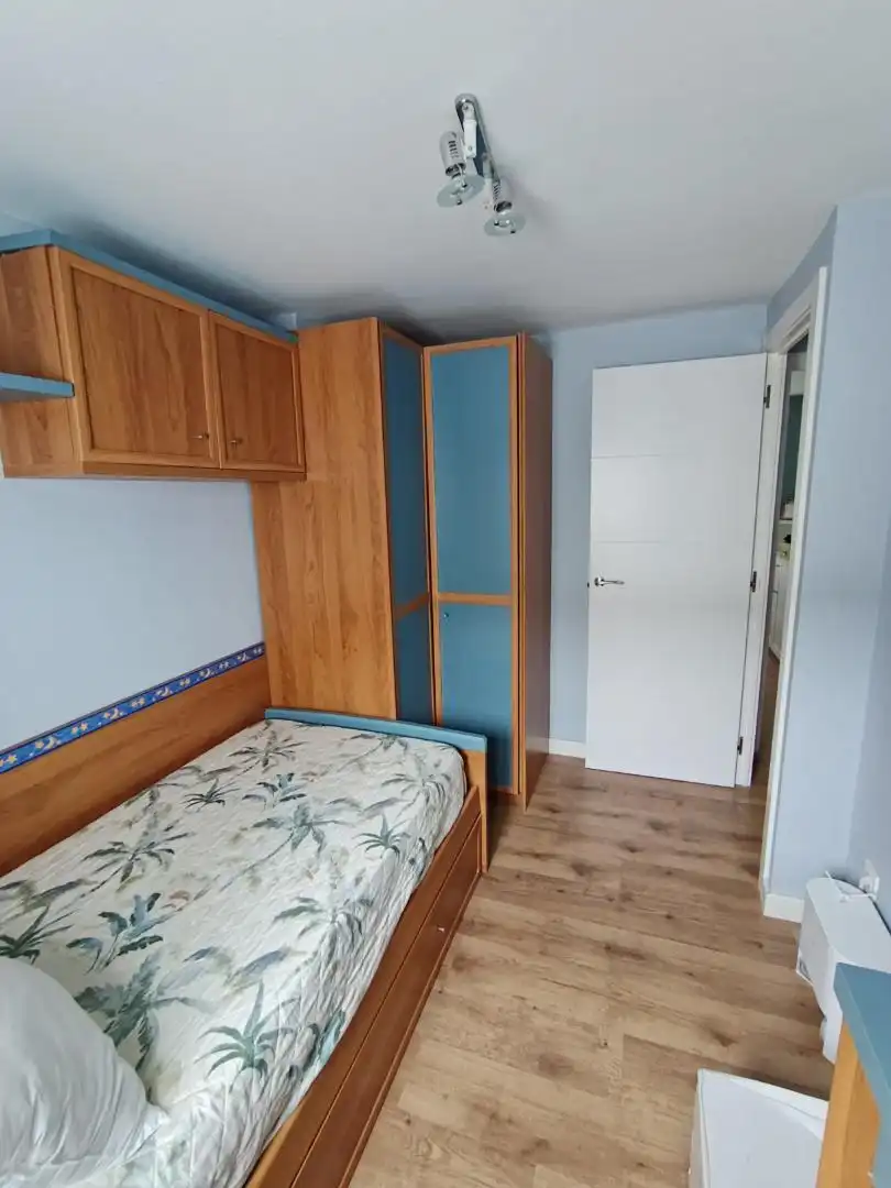 Piso en venta en Avenida de San Juan de la Peña, 181p, Salvador Allende Habitación de Piso en venta en Zaragoza Capital con Aire acondicionado, Terraza y Balcón