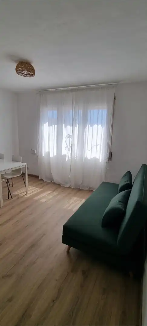 Piso de alquiler en Carrer Moxo, 1, Moxó - Sant Mori Habitación de Piso de alquiler en Empuriabrava con Parquet, Amueblado y Horno